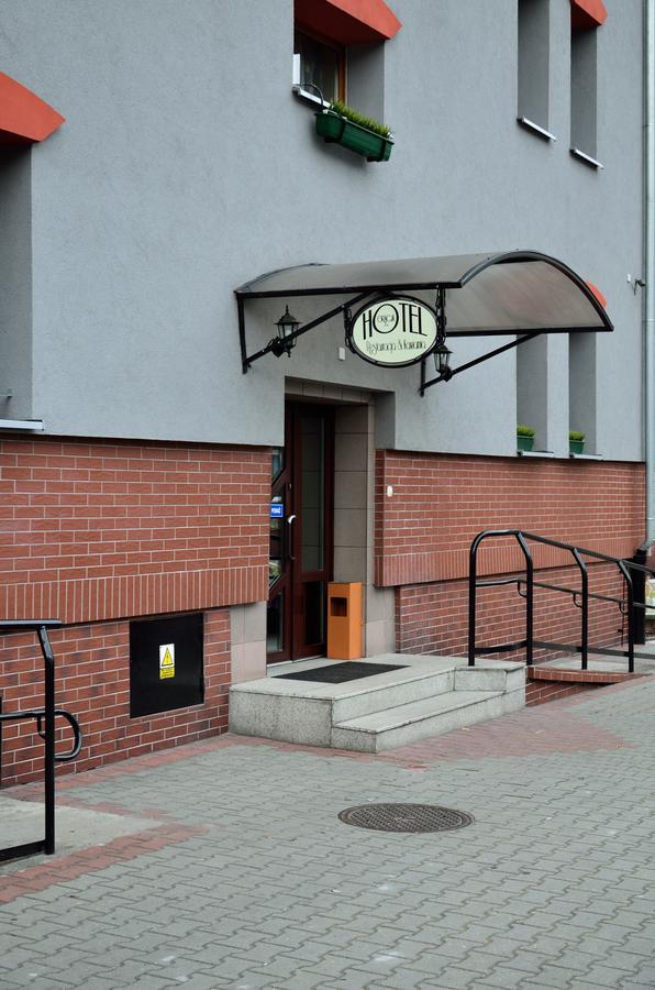 Hotel Gracja Kuznia Raciborska Exterior foto